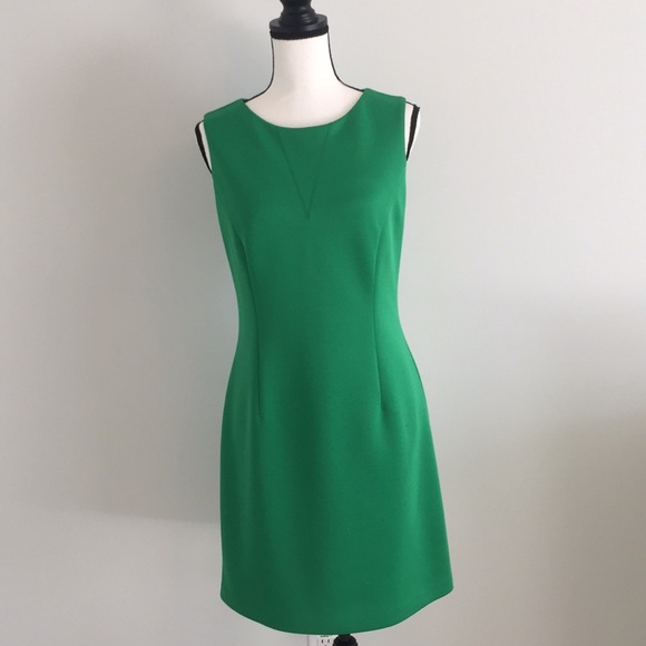 Vince Camuto Dresses & Skirts - Vince Camuto Poly Blend Sleeveless Shift Minidress Kelly Green Like New Size 10